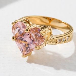 New Vanessa Mooney the romance ring pink gold